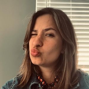 Meet your Posher, Luisa